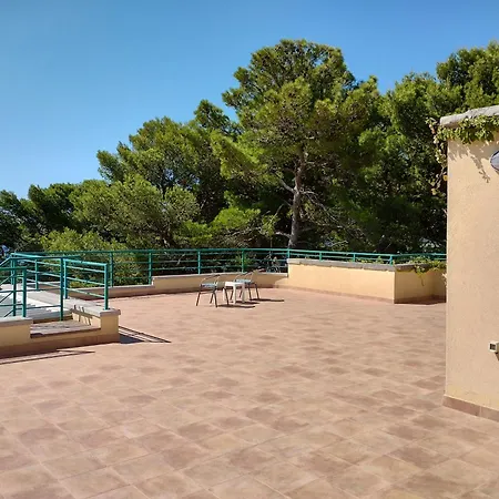 Old Captain's - In A Pine Wood By The Sea And Tennis Courts