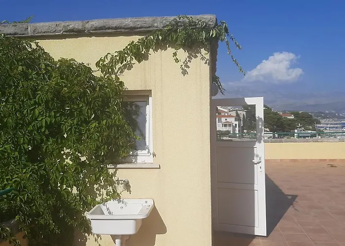 Old Captain's - In A Pine Wood By The Sea And Tennis Courts *