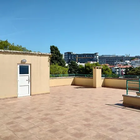 דירה Old Captain's - In A Pine Wood By The Sea And Tennis Courts *